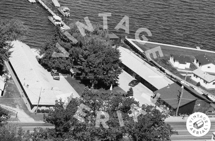 Korbinskis Lakeview Motel (McKees Coffee Bar and Cabins, Denton Creek Motel) - 1989 (newer photo)